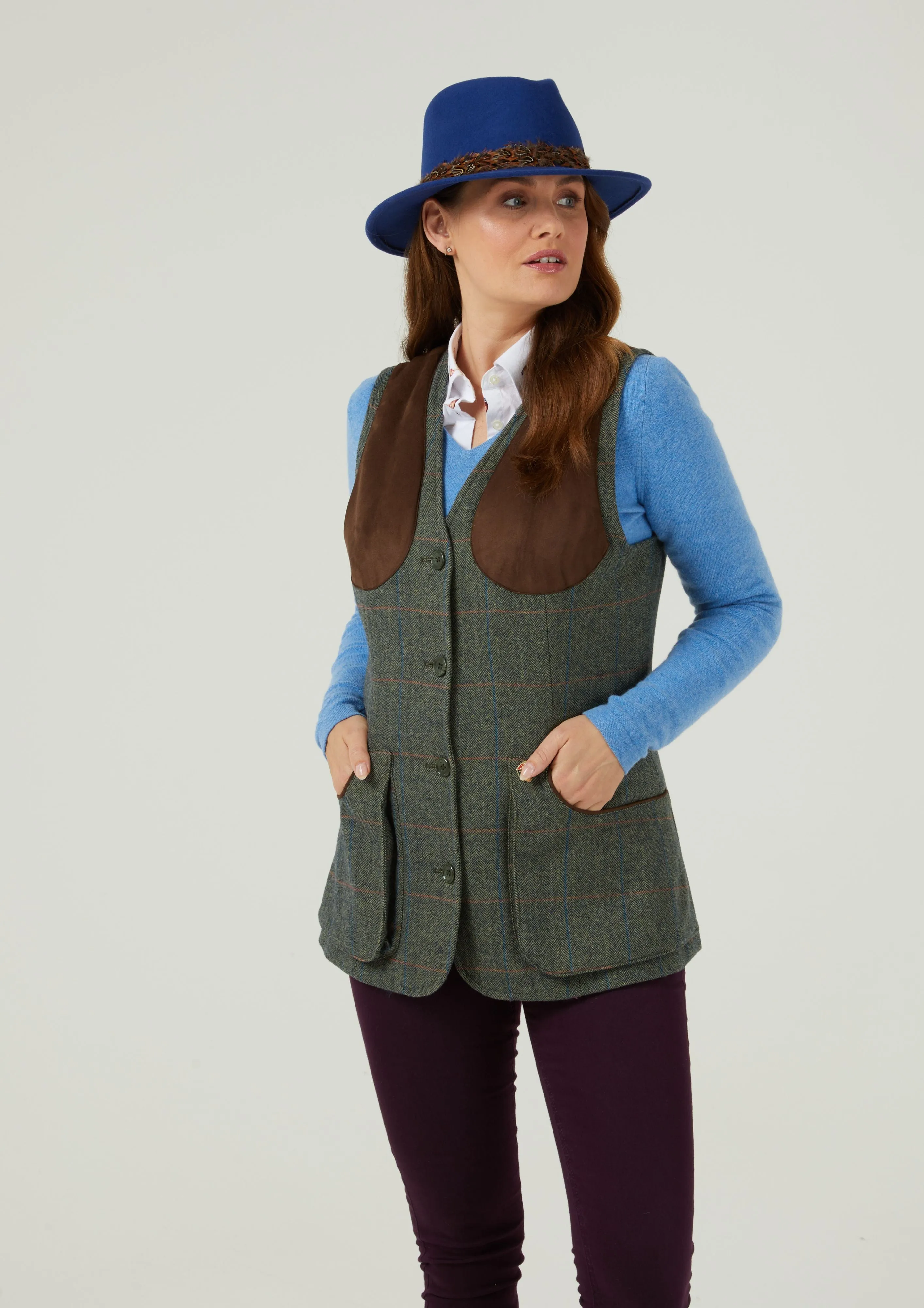 Combrook Ladies Tweed Shooting Waistcoat In Spruce - Regular Fit